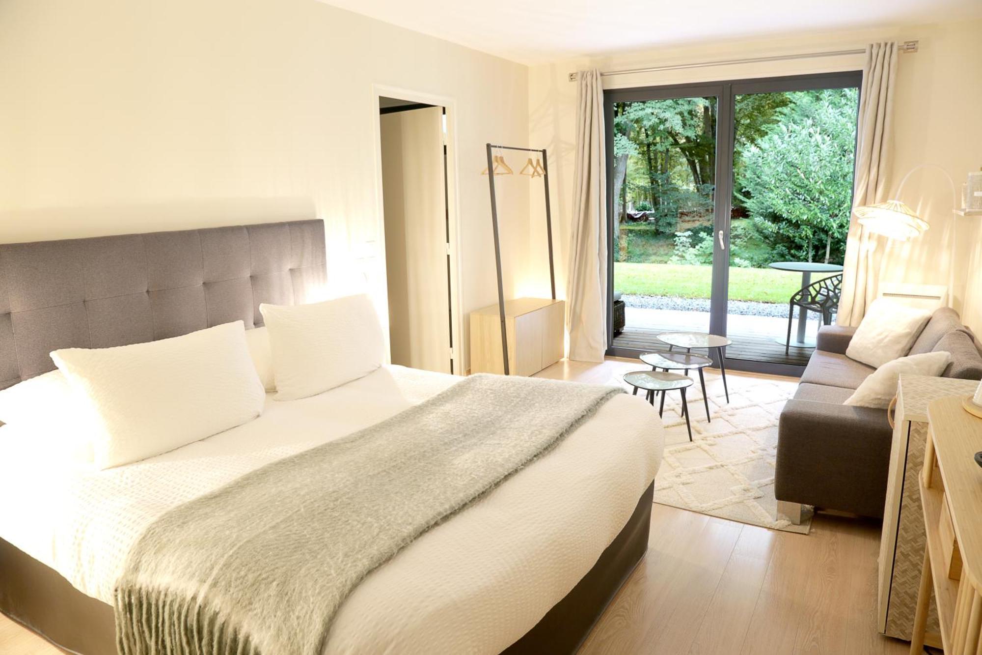 Le Parc Du Chateau Hermonville ภายนอก รูปภาพ